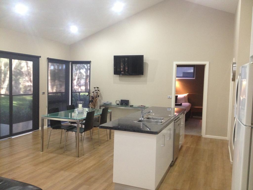 מואמה Riverspa Apartments מראה חיצוני תמונה